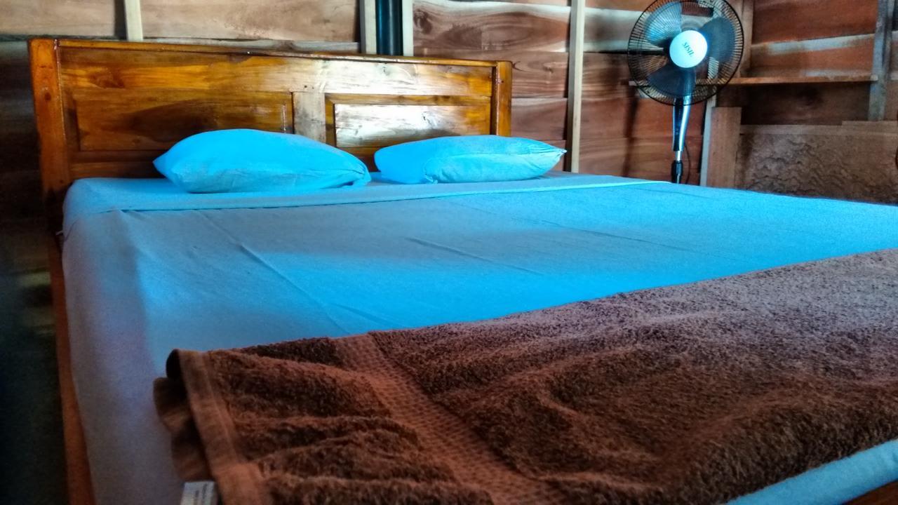 blue beach paradise Dikwella Exterior foto